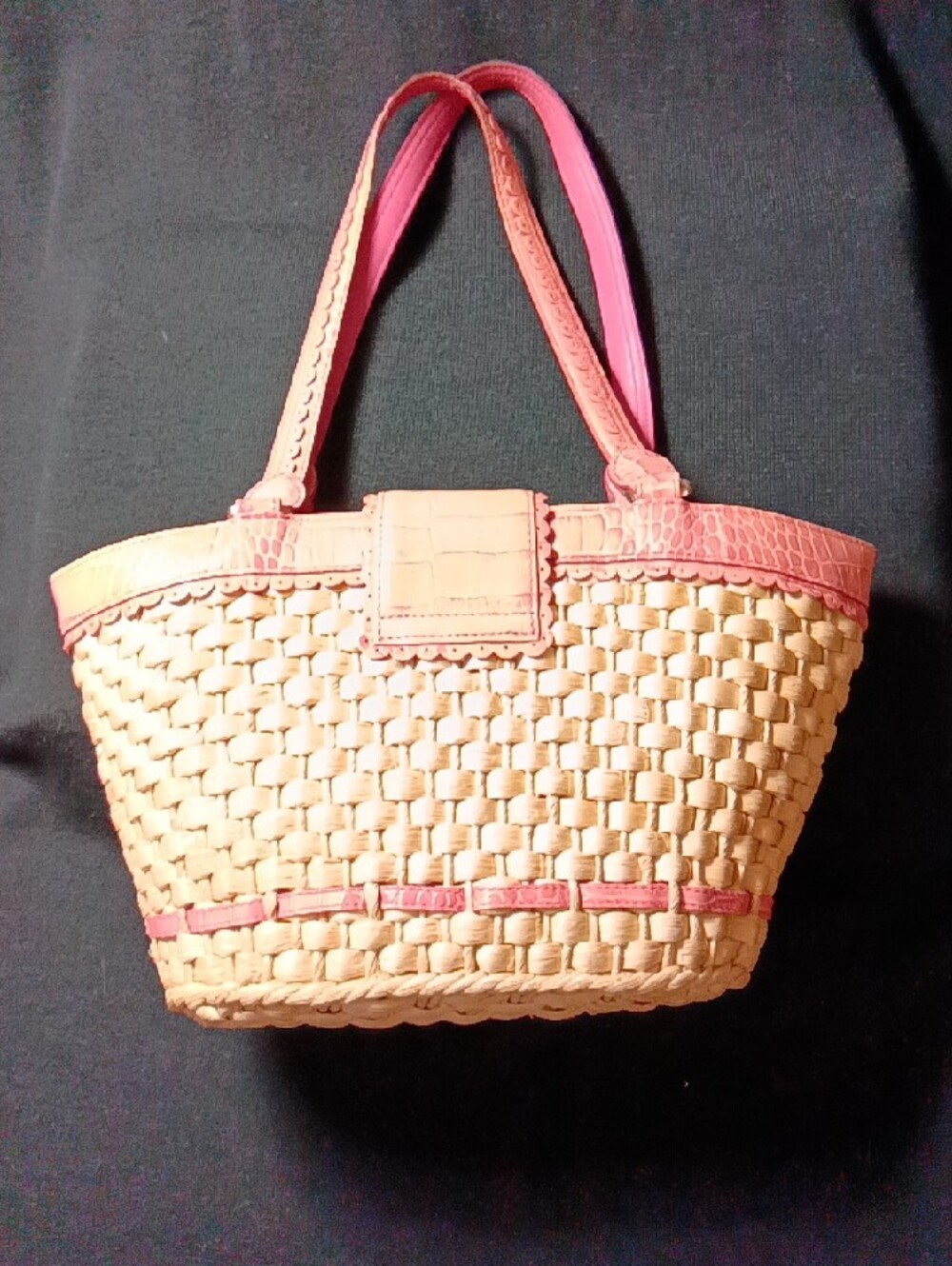 Brighton Pink-Trim Woven Straw Tote with Heart Charm - Picture 4 of 7